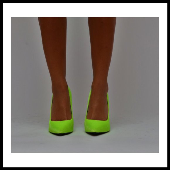 NWT Velvet Heels Pumps (Lime Green) - Picture 6 of 7